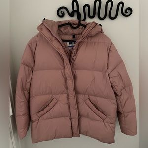 Blauer Puffer Jacket in pink